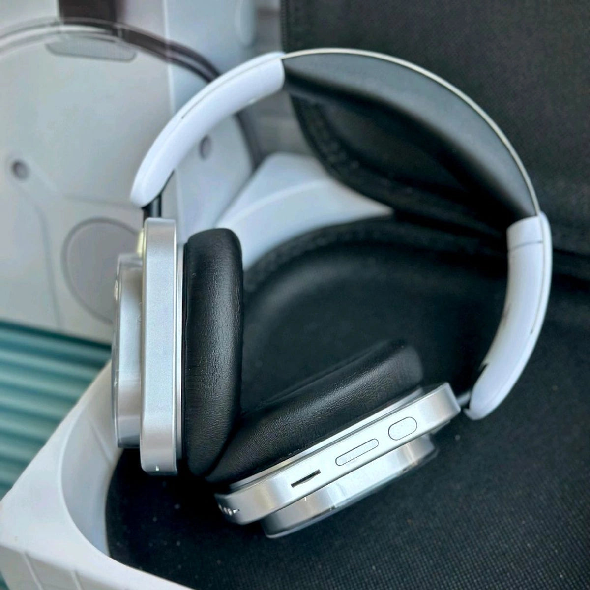 inVoCkk Headphone